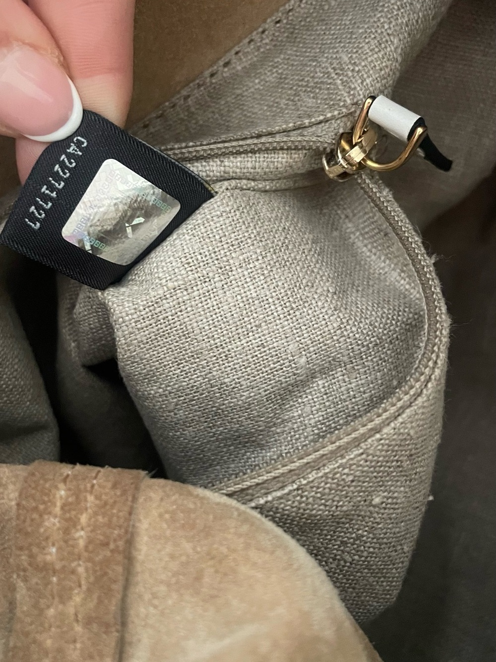 Fendi White & Tan Tote Authentic - Picture 7 of 15